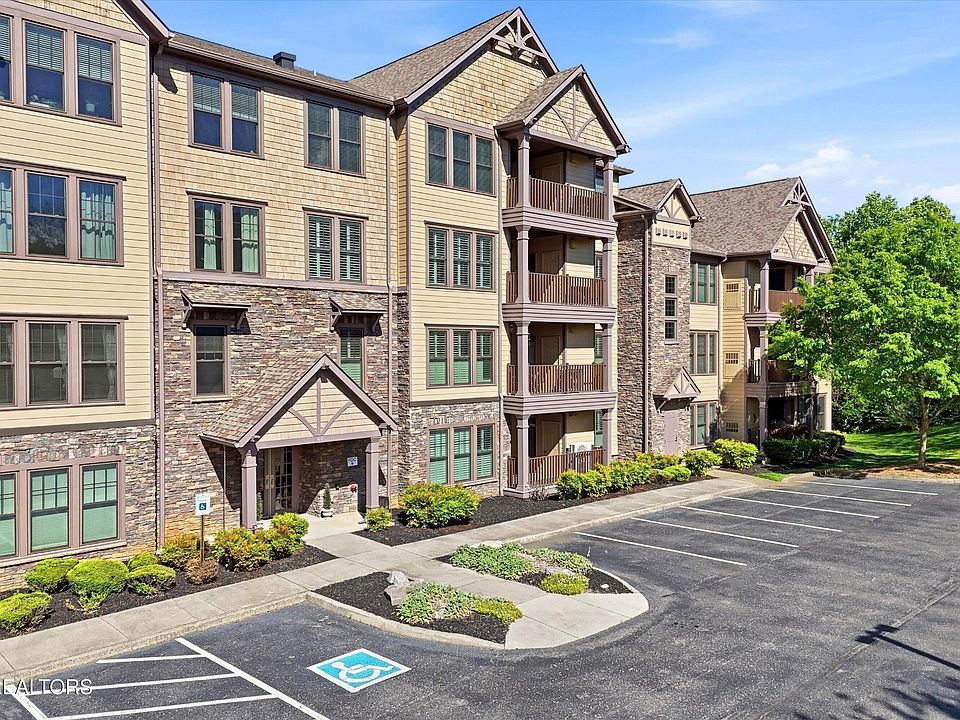 1st image of 334 Centennial Bluff Blvd
