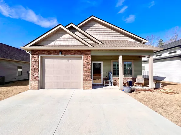 128 Rock Bridge Dr, Ringgold, GA 30736