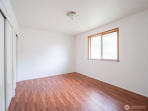 4th image of 515 Thistle Street