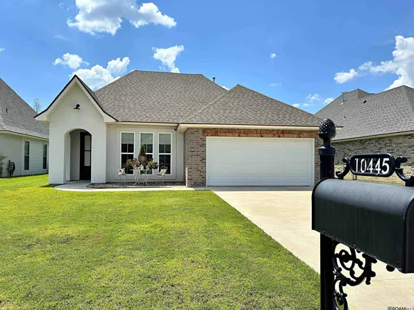 10445 Highland Lakes Dr, Denham Springs, LA 70726