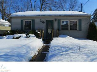 200 Rita Ave, Lansing, MI 48910