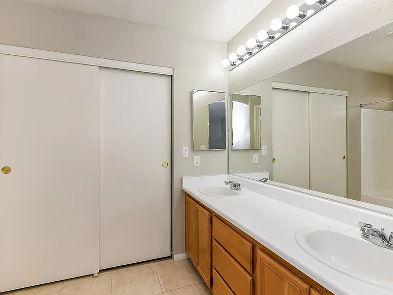 1113 Nordyke Ave — Photo 11