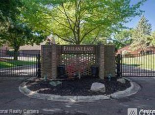 4 Kimberly Ln #59, Dearborn, MI 48120