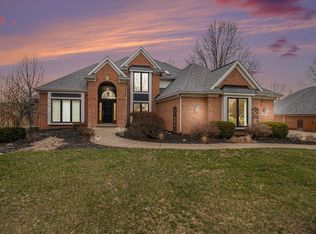 936 Beaver Crossing Ln, Saline, MI 48176