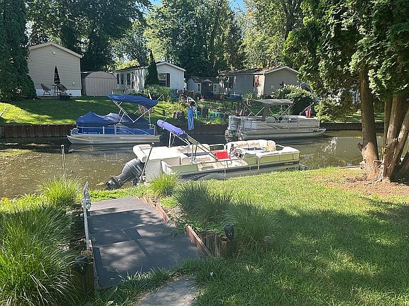 4th image of 3014 Hillanlake Dr