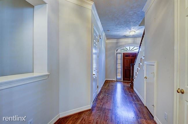2807-briarhurst-park-houston-tx-building-photo(4)