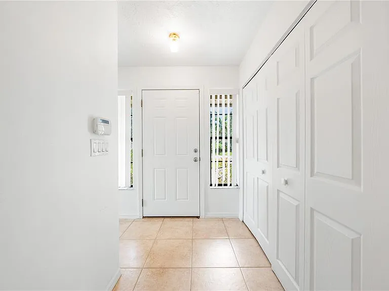 3709 Alden Way — Photo 6