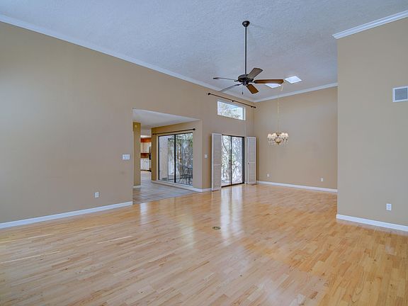 5th image of 5901 Cubero Dr NE