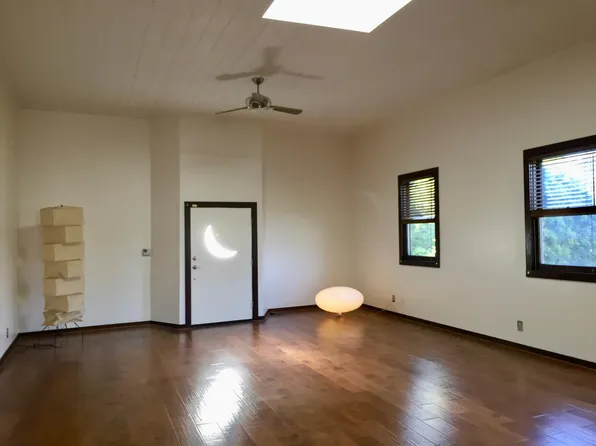 954 E Edgeware Rd, Los Angeles, CA 90026