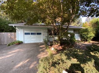 8305 SW Spruce St, Portland, OR 97223