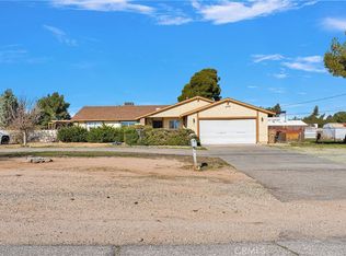 8410 3rd Ave, Hesperia, CA 92345