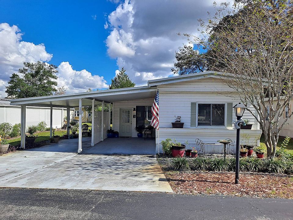 1st image of 128 Hickory Ln #128