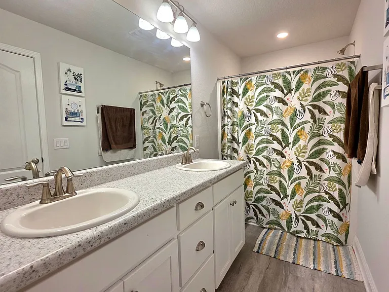 380 Hilburn Ln — Photo 13
