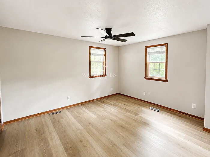 303 Barder Ave — Photo 8