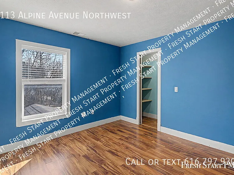 1113 Alpine Ave NW — Photo 24