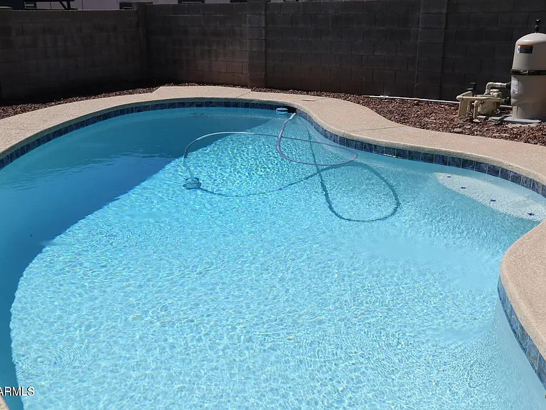3737 E Eugie Ave — Photo 23