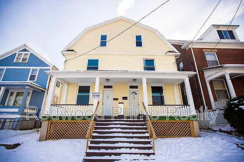 554 Highland Ave