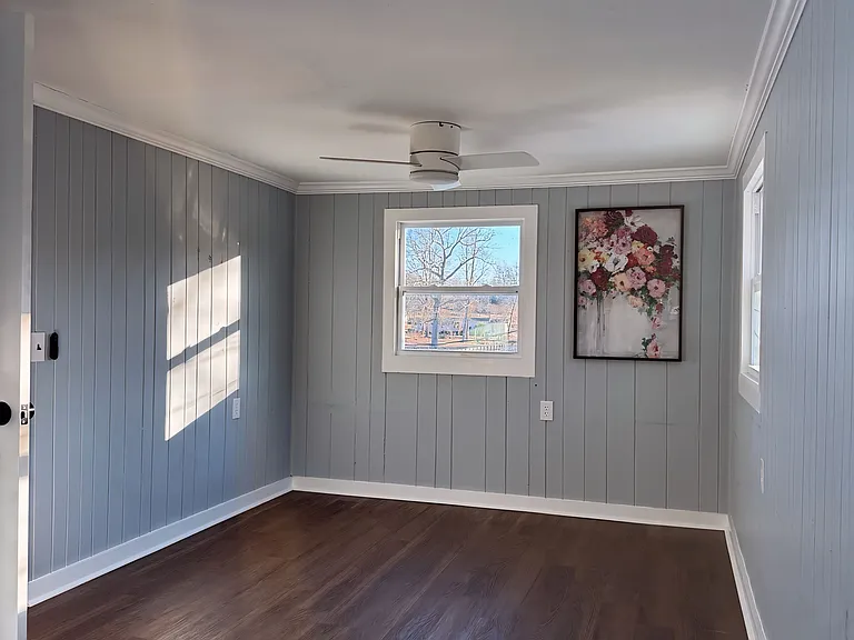 1076 Rock Pond Ln — Photo 2