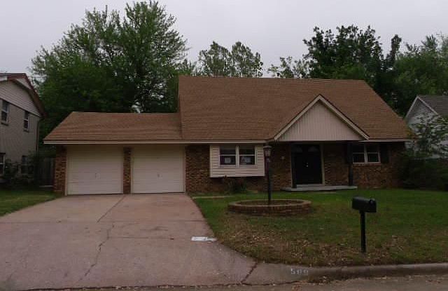 1st image of 509 Kingston Pl