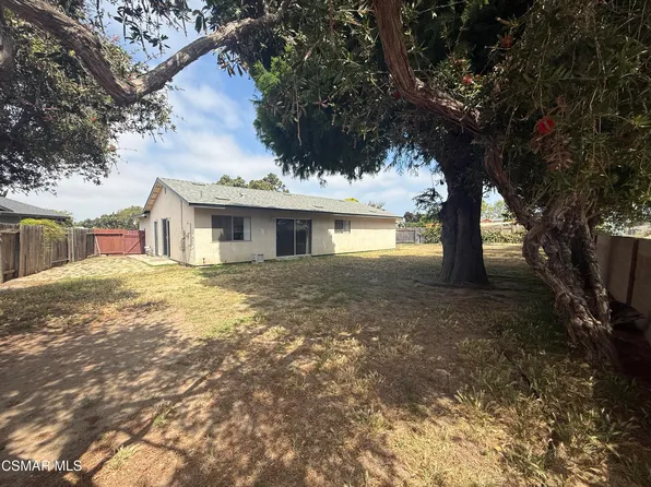 1045 Evanston Pl, Oxnard, CA 93033