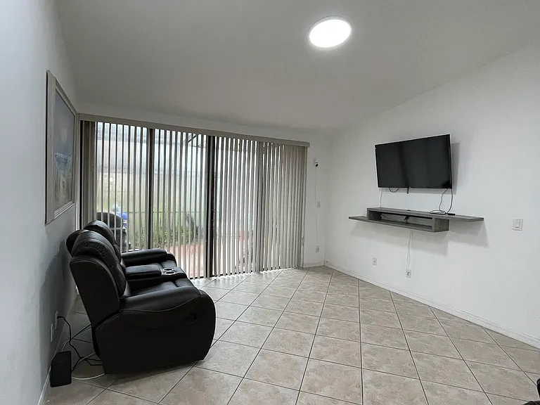12351 NW 11th Ct — Photo 9