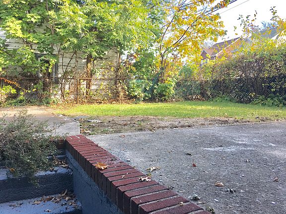 3rd image of 11700 199th St