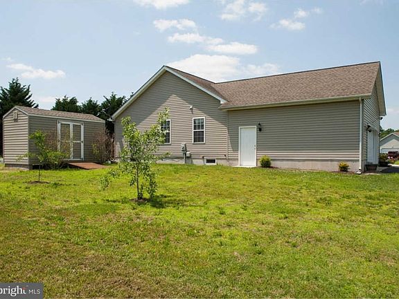 2nd image of 126 Yellow Wood Dr