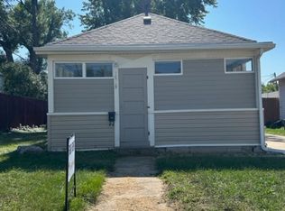 1529 E 8th St, Sioux Falls, SD 57103