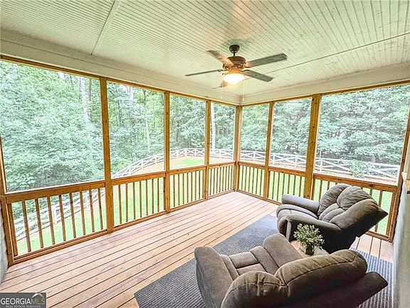 3rd image of 1250 Blue Ridge Overlook