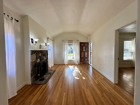 4th image of 1833 4th Ave #1833