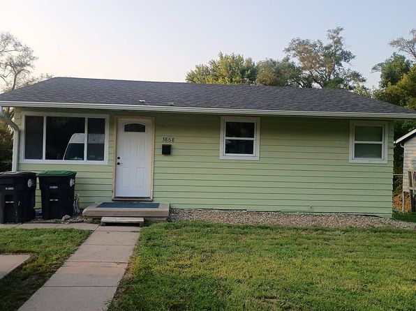 3868 Parker St