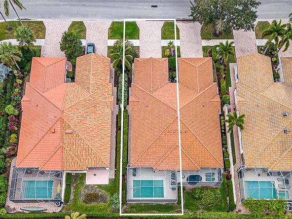 2nd image of 5508 Islandwalk Cir