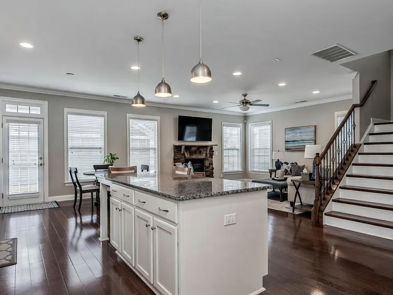 10524 Royal Winchester Dr — Photo 11