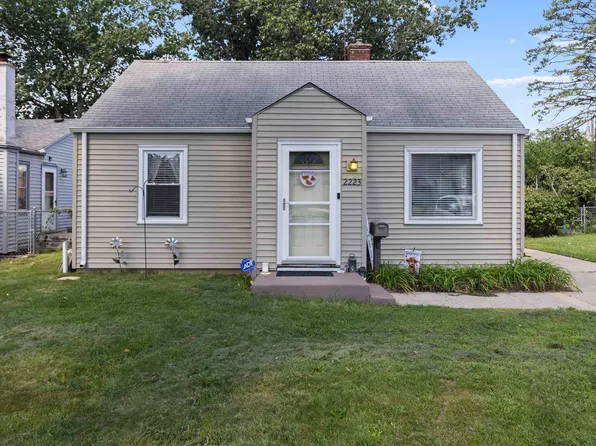 2223 Van Wie Ave, Rockford, IL 61103