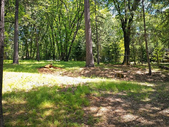 2nd image of 12833 Blue Jay Ct