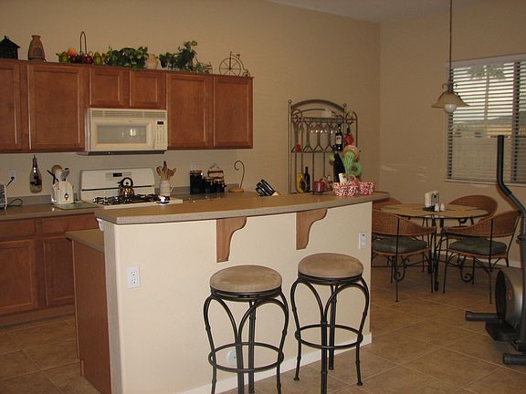 Kitchen with breakfast nook