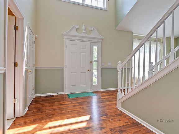 4th image of 74 W Tall Oak Dr