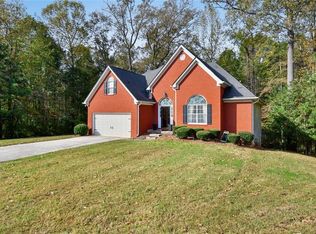 1040 Grace Marie Ln, Ellenwood, GA