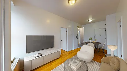 1502 1st Avenue, #3C