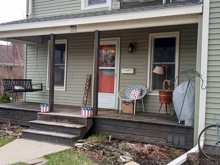 215 Center Cross St #FRONT — Photo 2