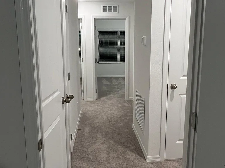 3110 Merton Aly — Photo 4