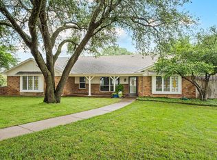 2817 Downing Ct, Bedford, TX 76021
