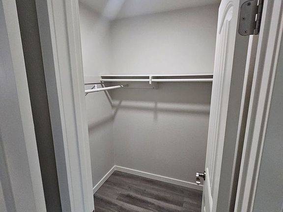 5th image of 3928 Alabama St APT B