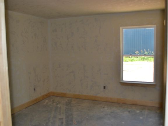 3rd image of 117 E Knipe Ave