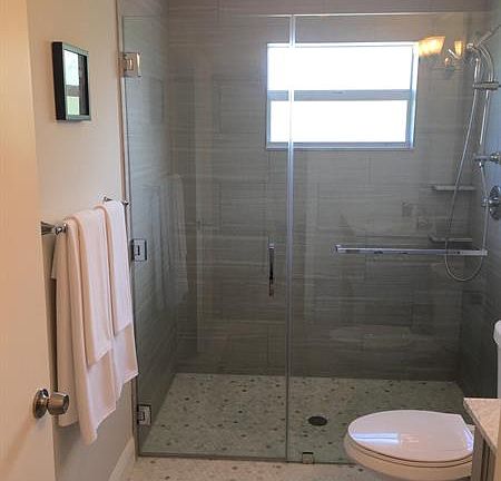 3rd image of 2569 Bedford Mews Dr