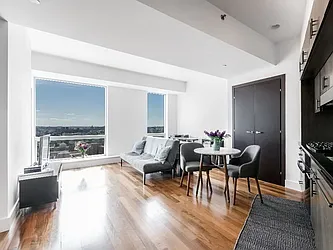 Rented by Lin Pan Realty Group LLC