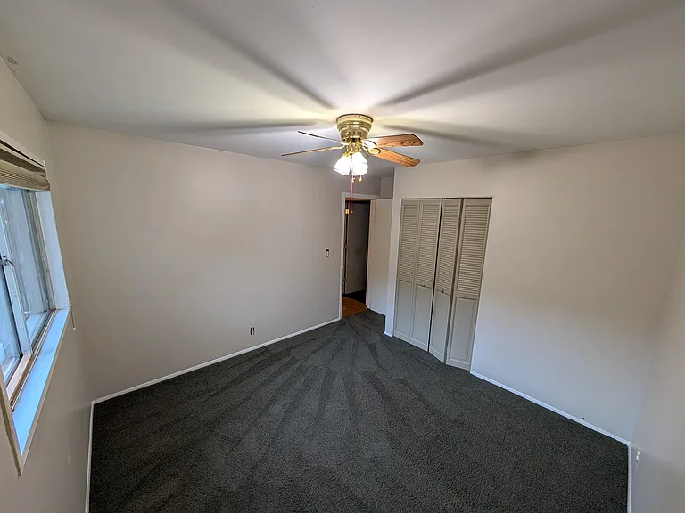 2734 Hampshire Rd — Photo 16