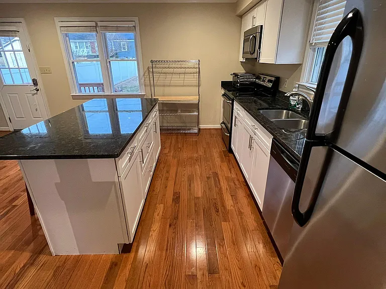 1804 Powhatan St — Photo 31
