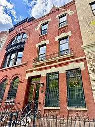 137 Manhattan Avenue, #1
