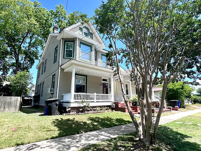1522 Barron St — Photo 47